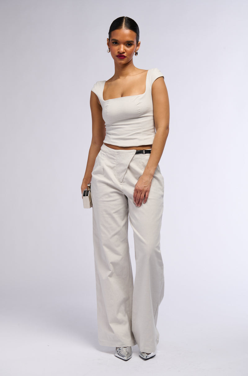 SELENA CAP SLEEVE TOP