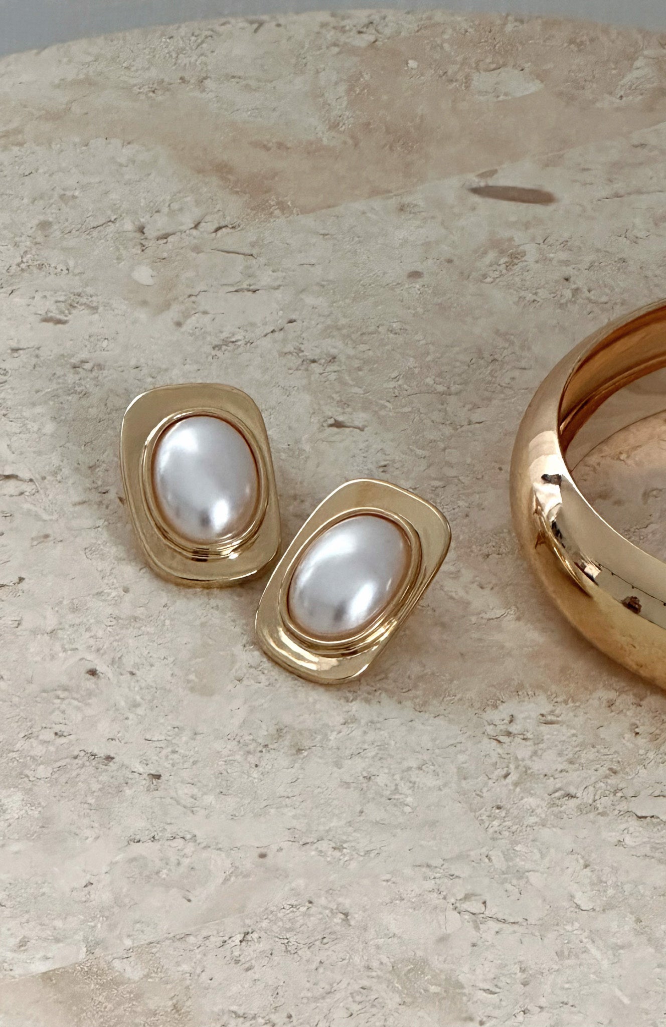 Leigh Earrings Gold